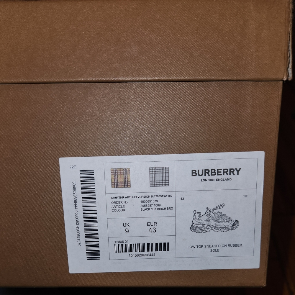 Burberry Men's Sneakers - Picture 5 of 6
